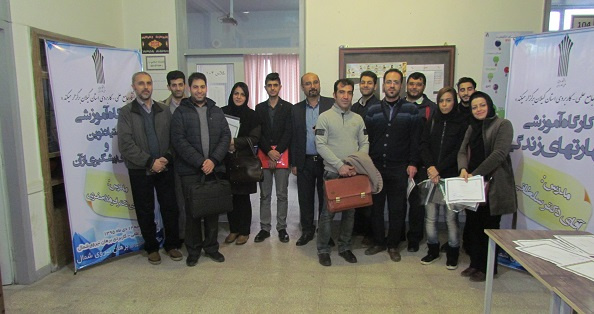 برگزاری همزمان کارگاه با عنوان های مهارتهای زندگی و اعتیاد نوین و راههای پیشگیری از آن توسط دانشگاه جامع علمی کاربردی استان گیلان.