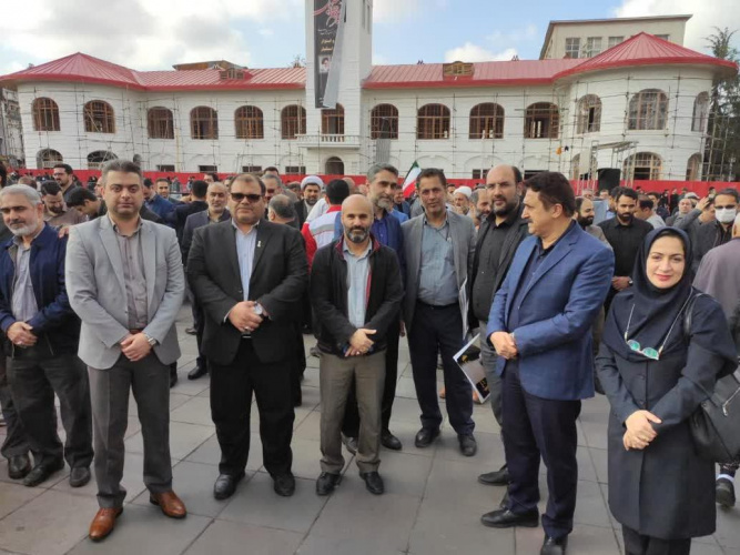 حضور رئیس، کارکنان و مدرسان دانشگاه جامع علمی کاربردی استان گیلان در مراسم سیزدهم آبان؛