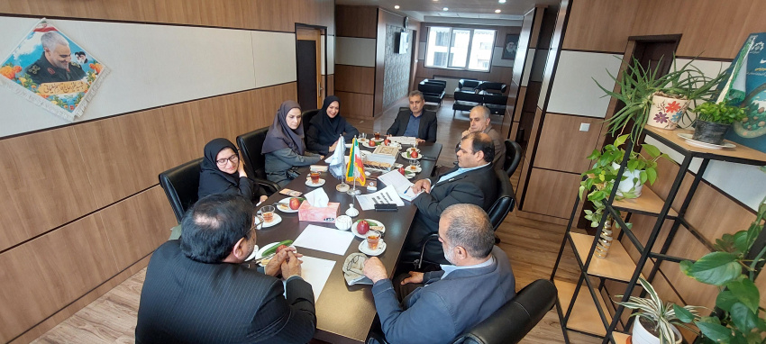 نشست هم اندیشی کانون بسیج اساتید دانشگاه جامع علمی کاربردی استان گیلان